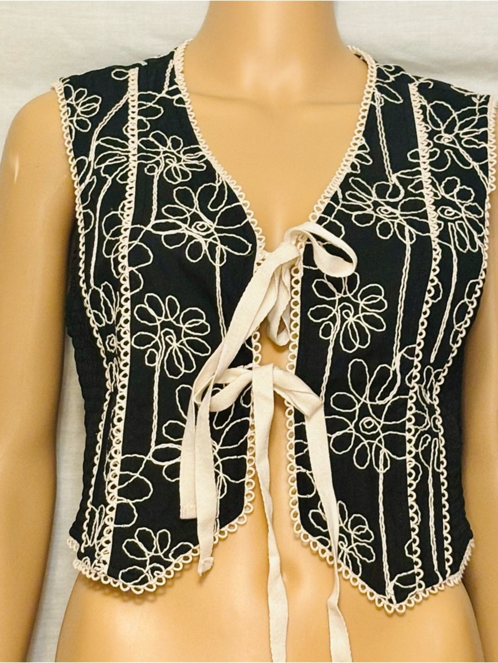 Forte Black Top with Cream Embroidered Floral Stitching